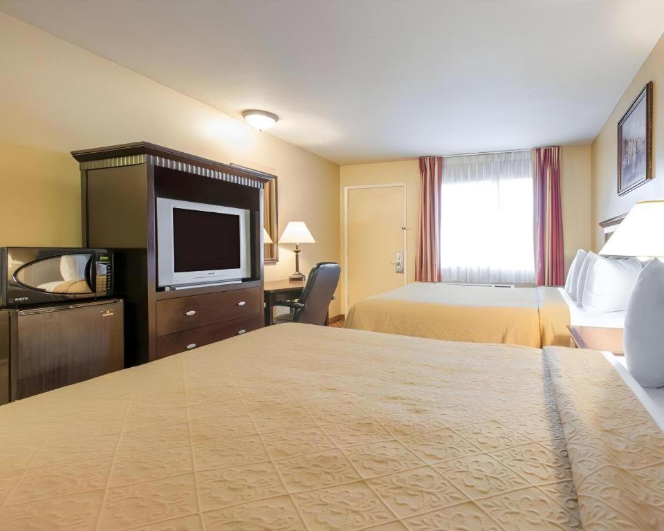 Quality Inn Сан Бернардино Екстериор снимка