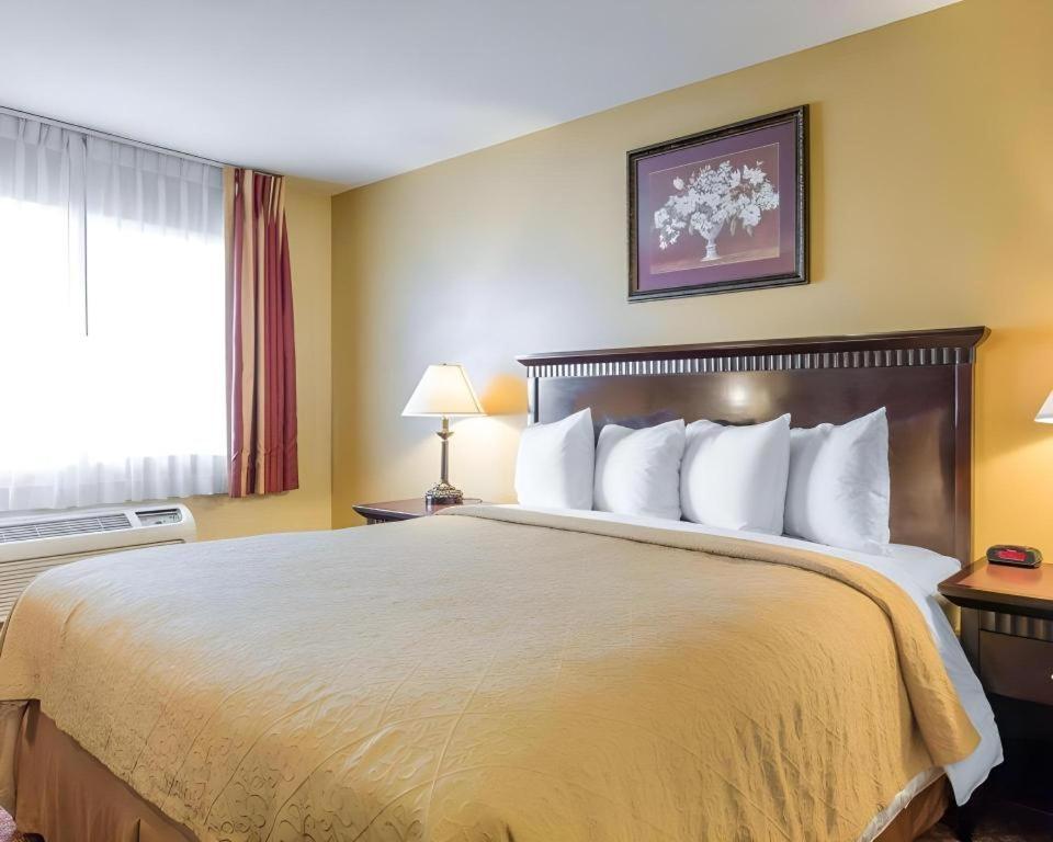 Quality Inn Сан Бернардино Екстериор снимка