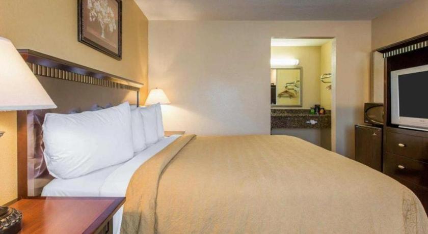 Quality Inn Сан Бернардино Екстериор снимка